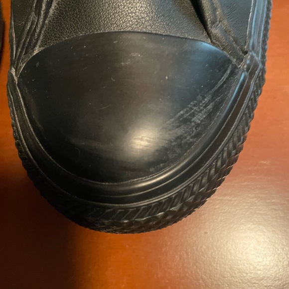 Converse All Star Black High-Top Chuck Taylor high top waterproof leather boots - Picture 7 of 10